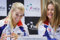 Slovenky v dobrej nálade na fedcupovej tlačovej konferencii