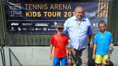 Ondřej Kratochvíl (vlevo) vybojoval titul<br>(Foto: Foto: Tennis Arena / Tomáš Matoušek)