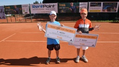 Vítěz kategorie babytenis Vojtěch Petr a finalista Dominik Rouchal (Foto: Tennis Arena / Martin Sidorják)